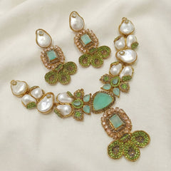 Lunara Blossom Pearl Necklace Set